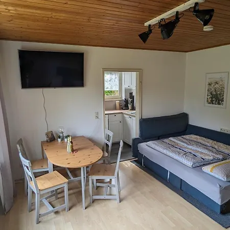 Wiesenbluemle Apartamento *